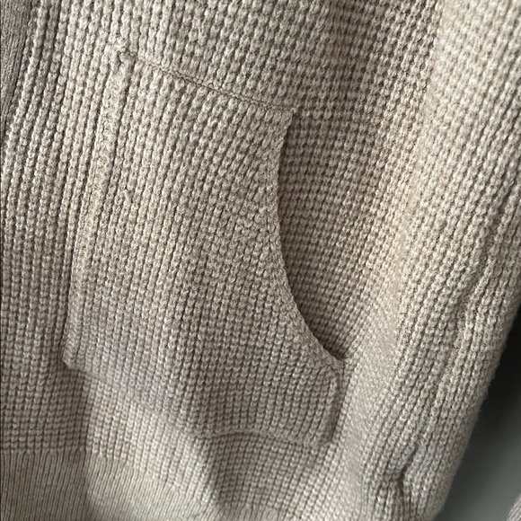 Tan Cardigan - Picture 5 of 7